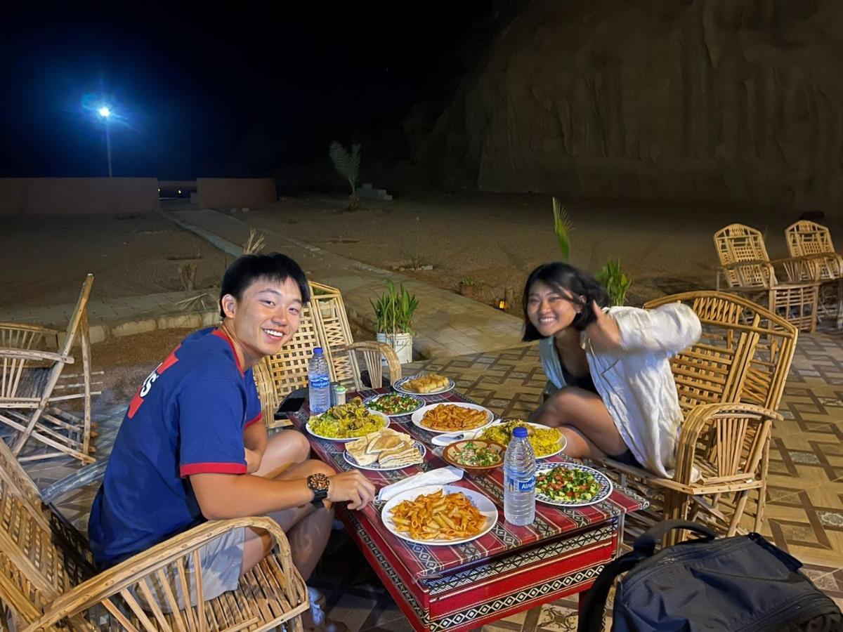 Waseem Luxury Camp Wadi Rum Ngoại thất bức ảnh