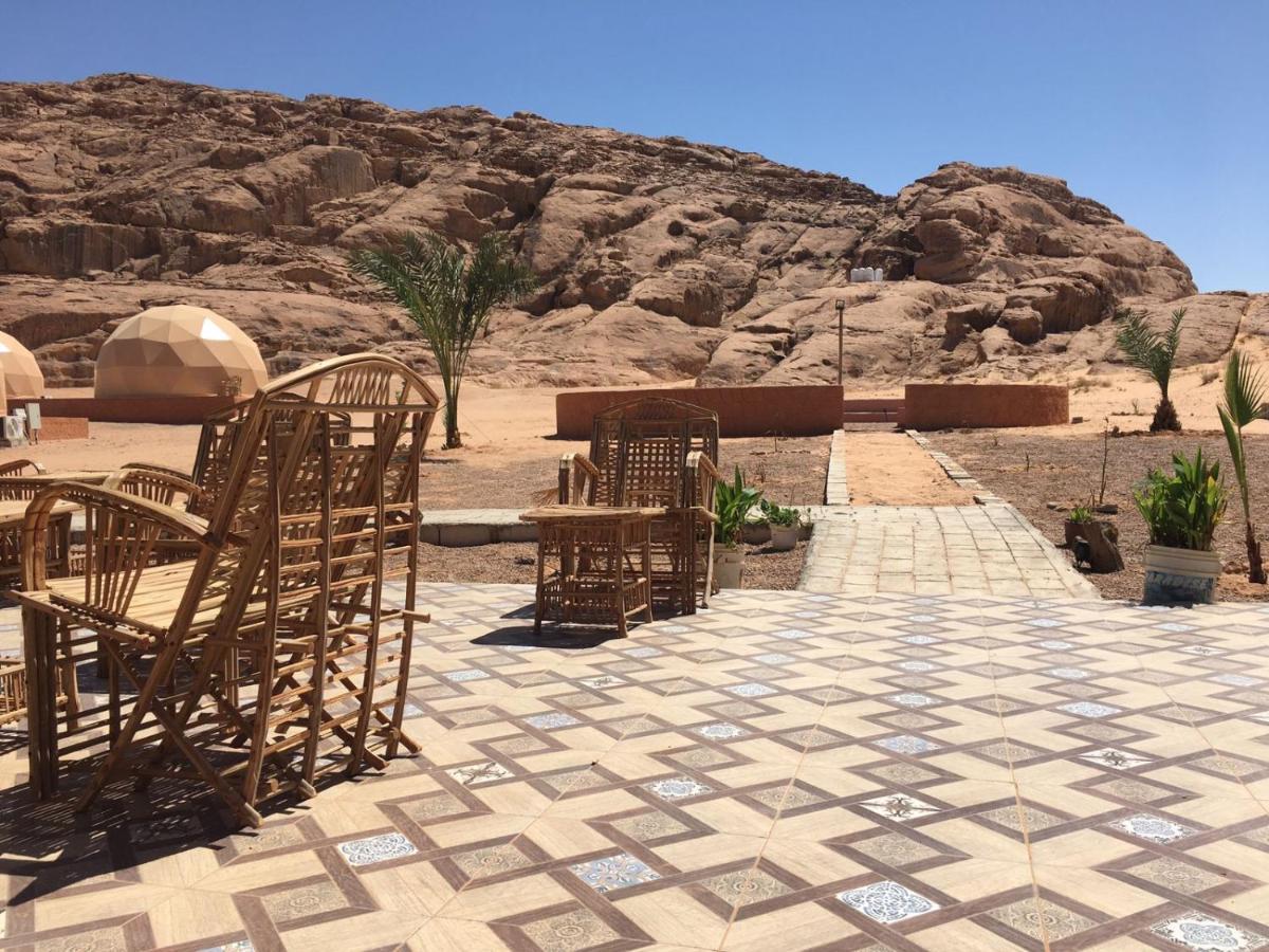 Waseem Luxury Camp Wadi Rum Ngoại thất bức ảnh