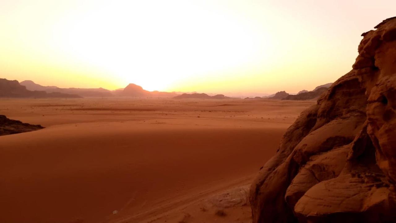 Waseem Luxury Camp Wadi Rum Ngoại thất bức ảnh